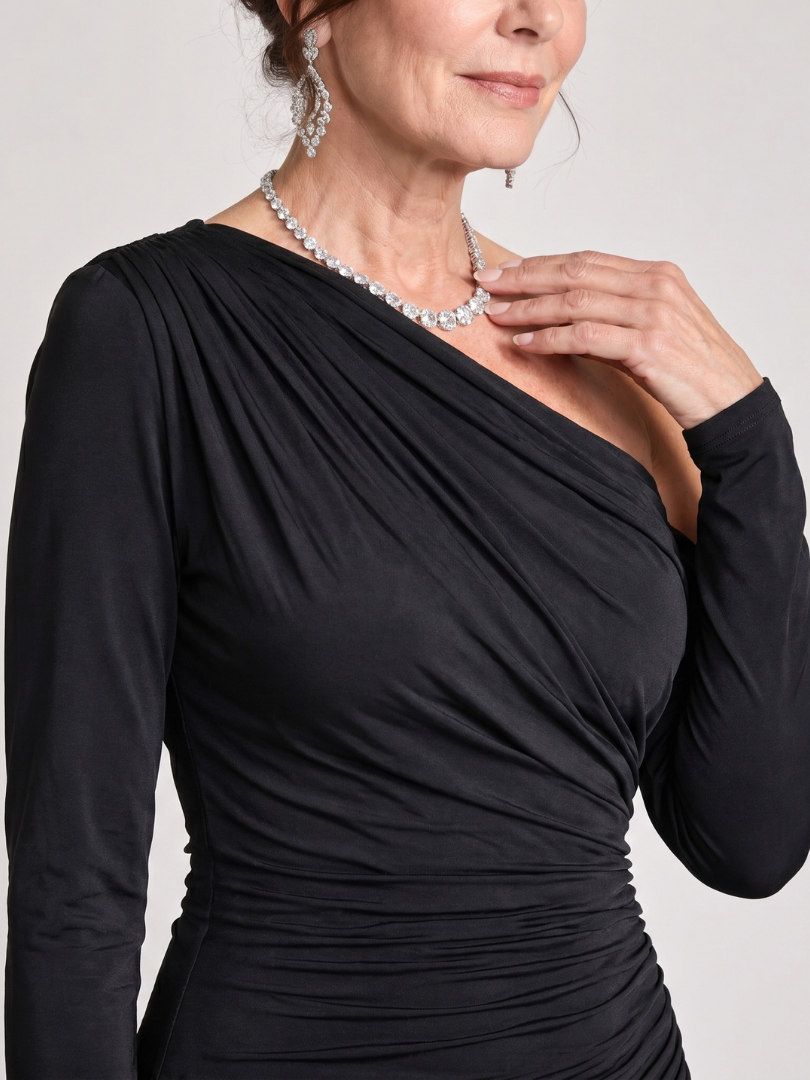 Elegant Black Maxi Dress with One Shoulder Long Sleeve Ruched Fitted Wedding Guest