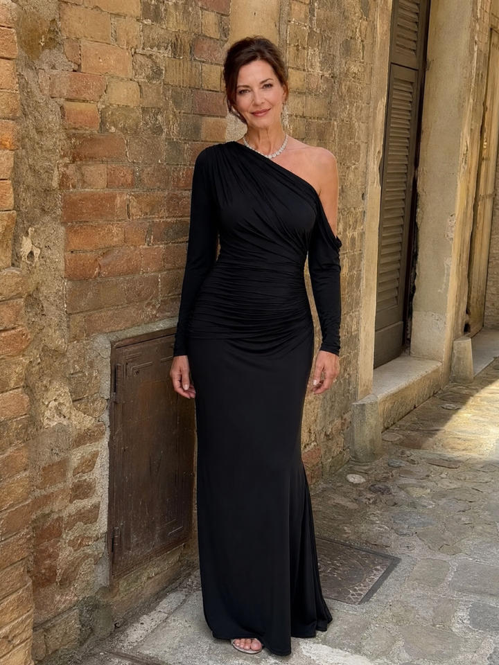 Elegant Black Maxi Dress with One Shoulder Long Sleeve Ruched Fitted Wedding Guest