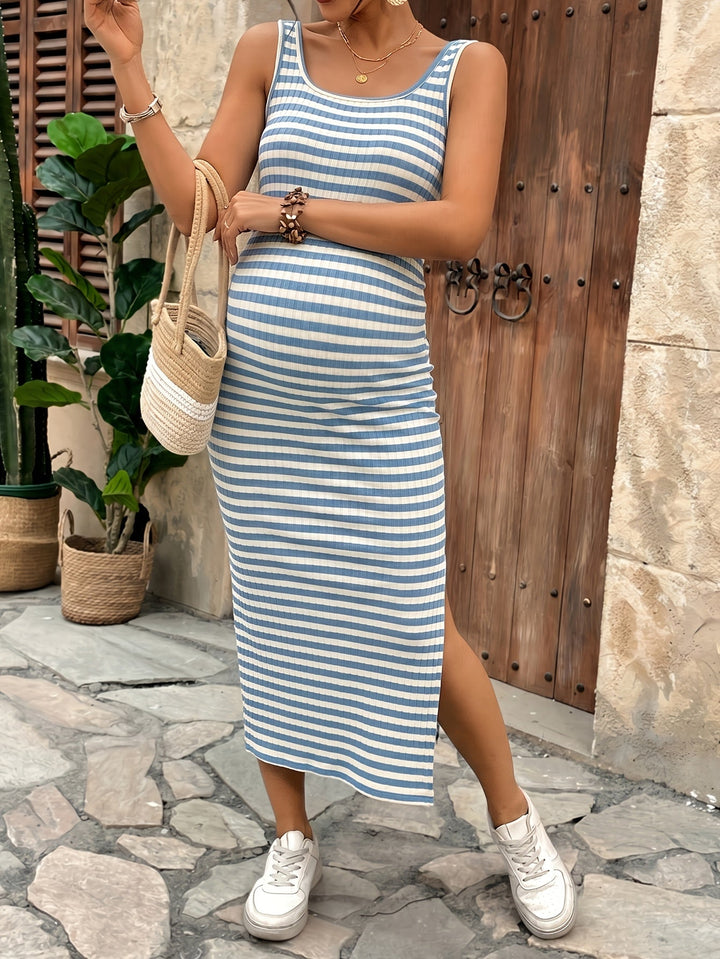 Effortless Blue Striped Maternity Maxi Dress with Scoop Neck Ribbed Bodycon Side Slit