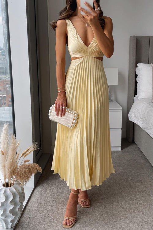 Elegant Yellow Maxi Dress for Women with Pleated Skirt Cut-Out Waist Formal Wedding Guest Style